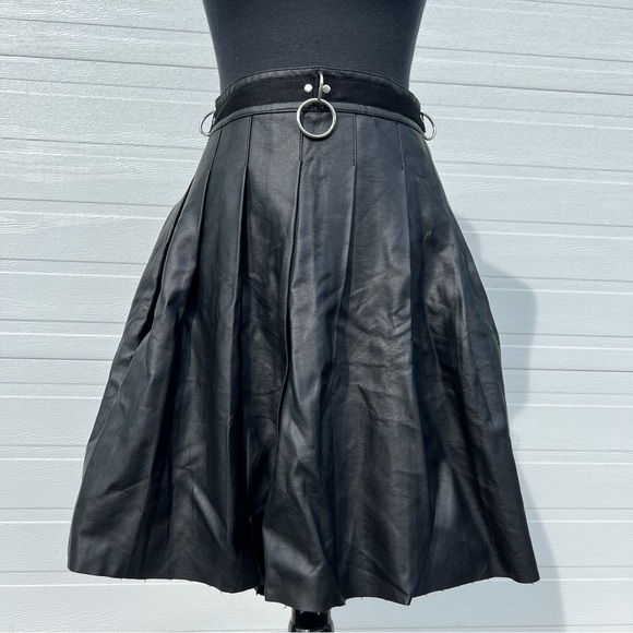 NWT Dolls Kill Current Mood Spade Pleated Faux Leather Mini Skirt, 2X - Picture 1 of 12